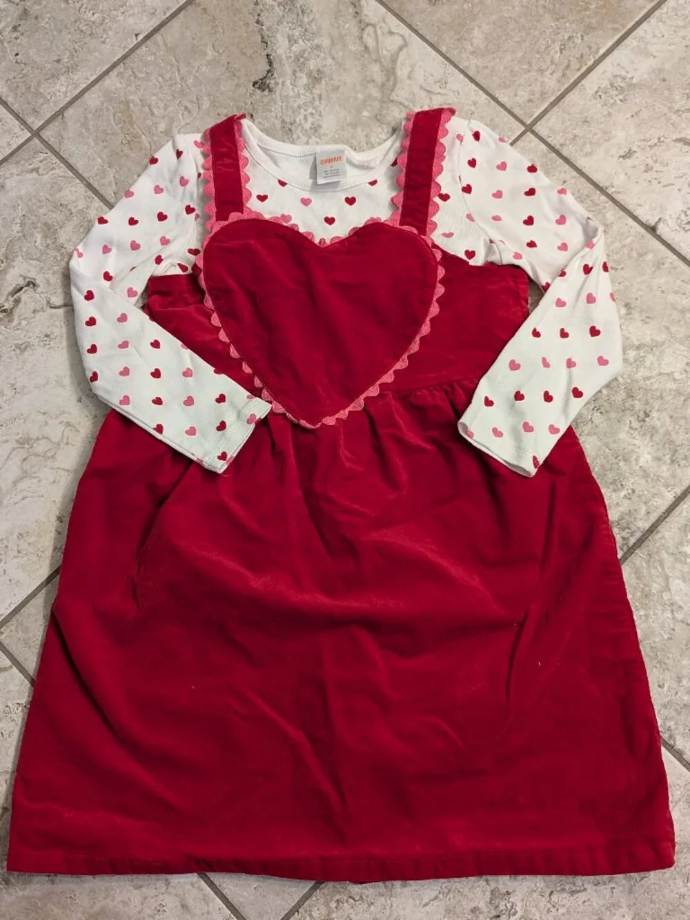 Sz 6 Gymboree Valentine's Day jumper with shirt